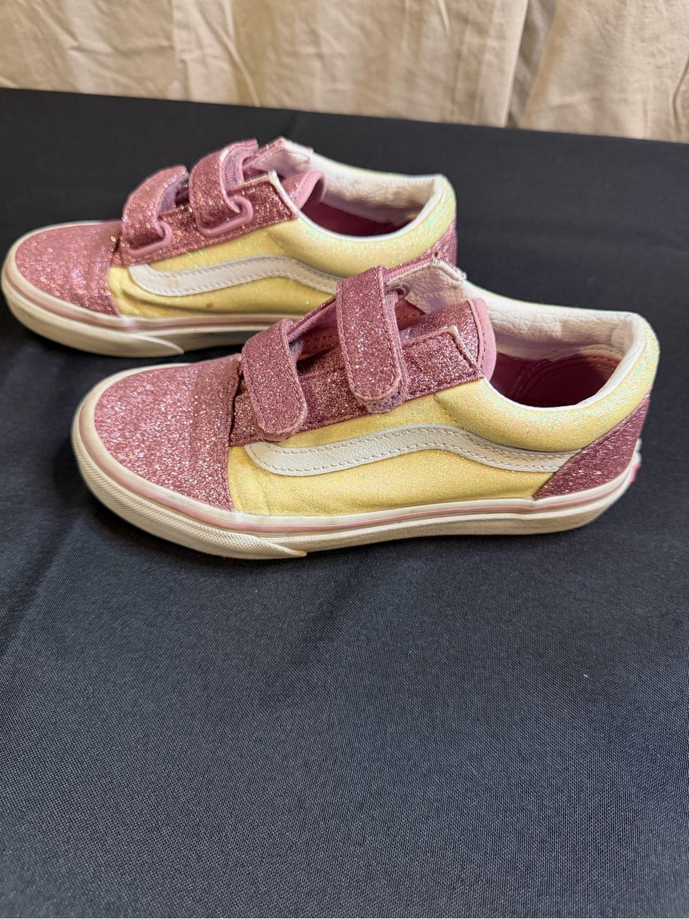 Vans Old Skool V Glitter Pink Yellow Kids Shoes Size 2 Velcro Sparkle